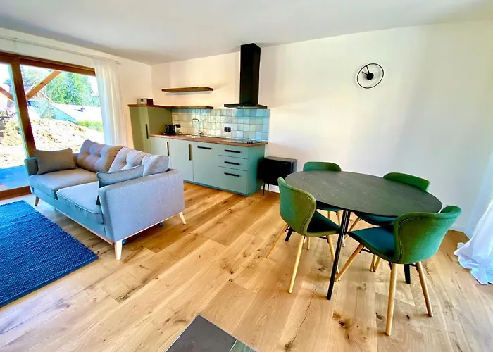 Poolhaus * إيهرينهاوزين