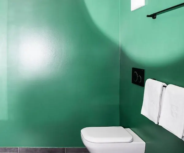 Poolhaus شقة إيهرينهاوزين